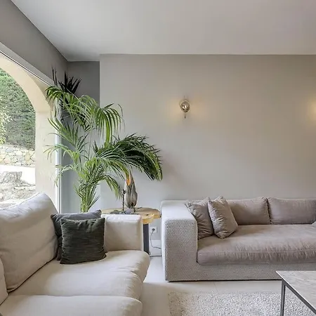 Вилла Julia First *