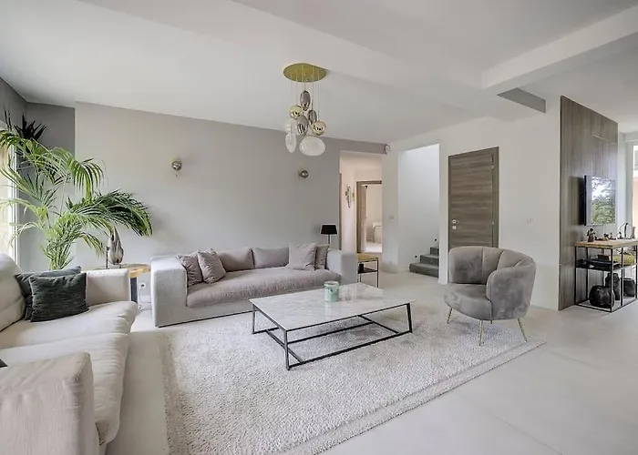 Villa Julia First